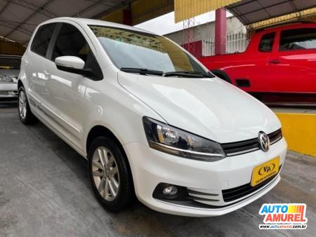 VolksWagen - Fox Connect 1.6 Flex 8V 5p